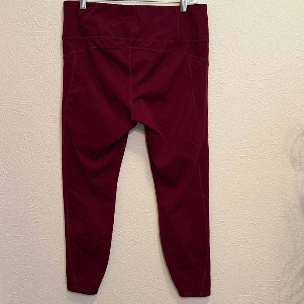 🏃‍♀️🏃‍♀️🏃‍♀️3 for 12$🏃‍♀️🏃‍♀️🏃‍♀️Members Mark Burgundy Athletic Leggings -XL